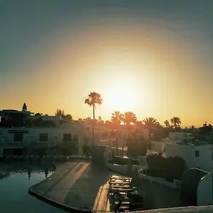 Amanecer Apartment