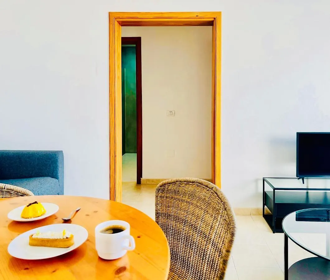 Canaryislandshost L Frontline Puerto del Carmen  Apartment